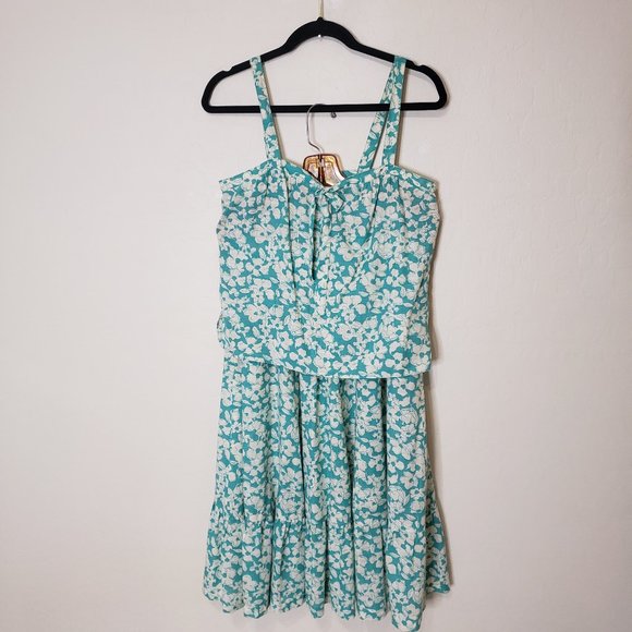 Dresses & Skirts - Vintage Two Piece Summer Skirt Top Green Size 12